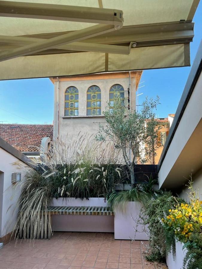 La Terrazza Sull'Arena Apartment Verona Bagian luar foto
