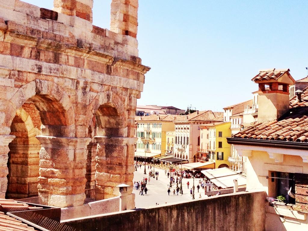 La Terrazza Sull'Arena Apartment Verona Ruang foto